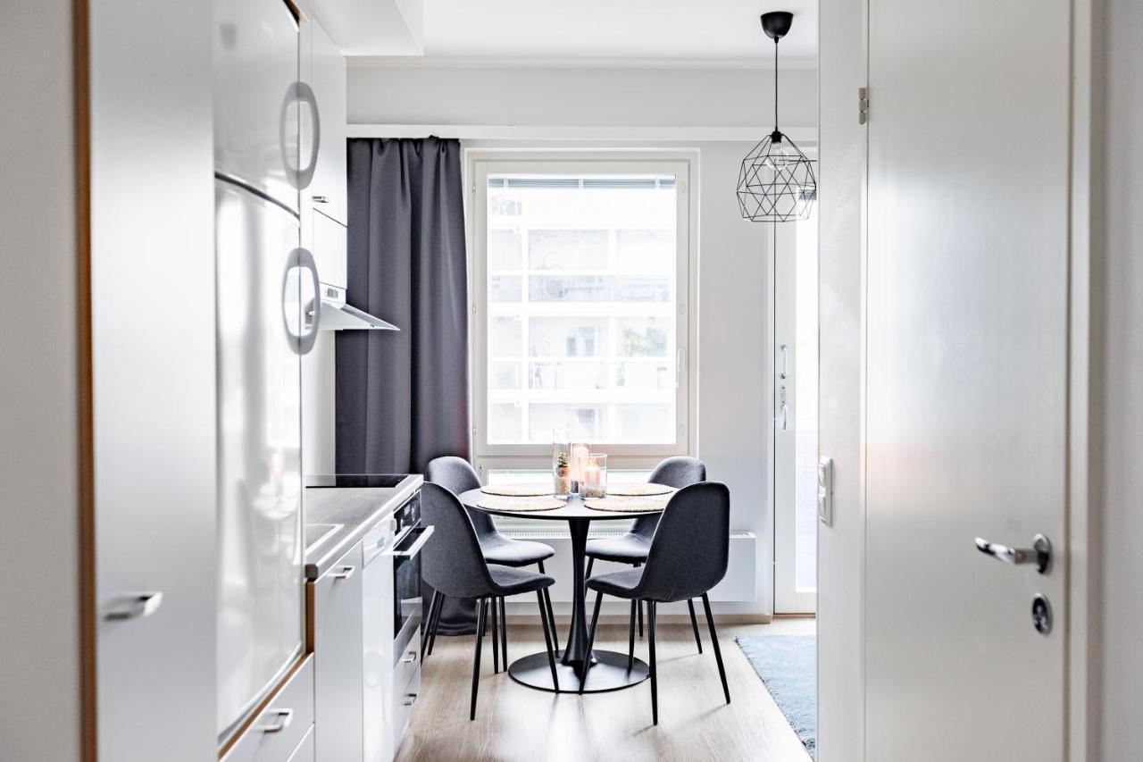 רובניימי Arctic Blue City Suite מראה חיצוני תמונה