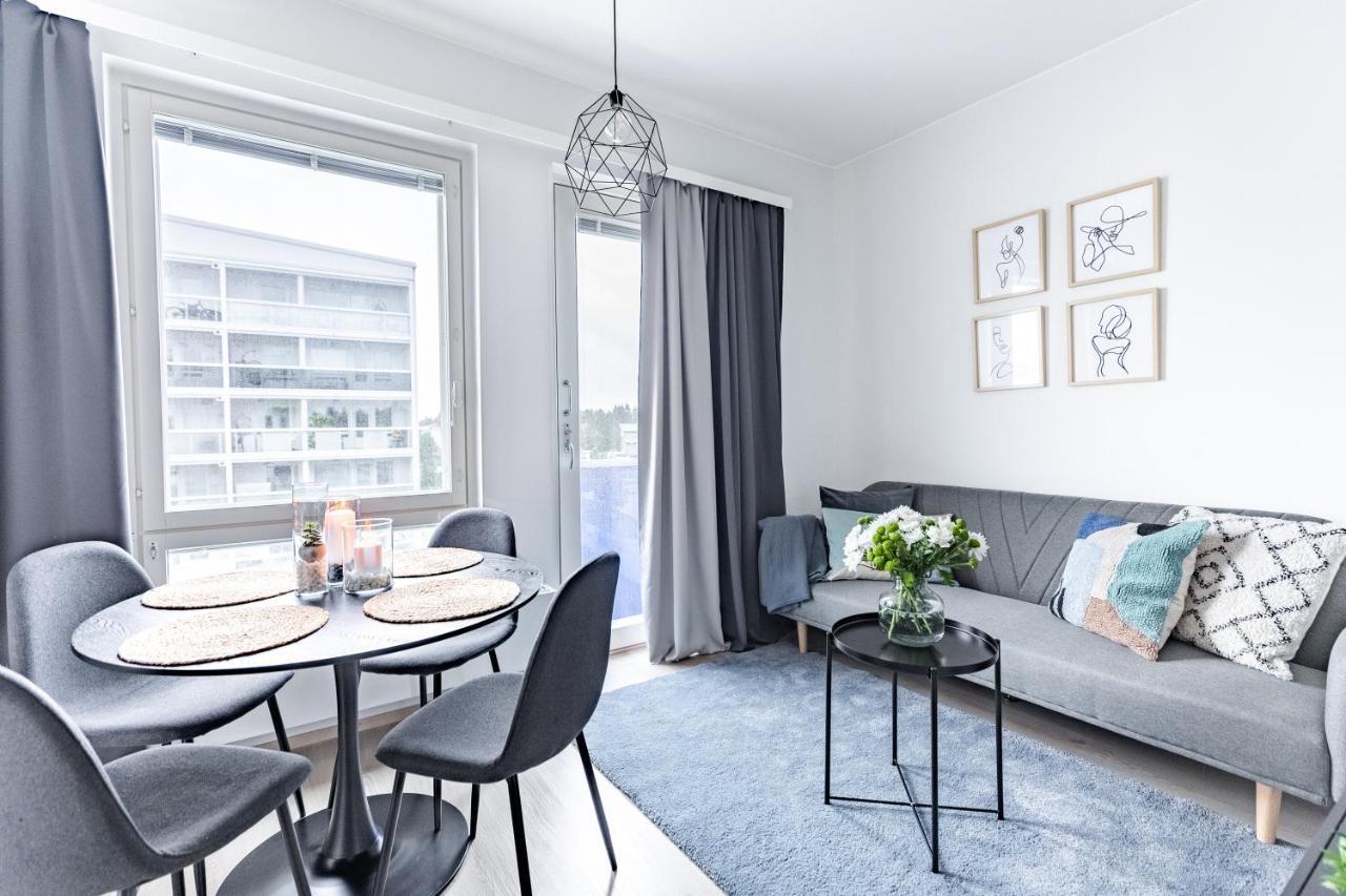רובניימי Arctic Blue City Suite מראה חיצוני תמונה